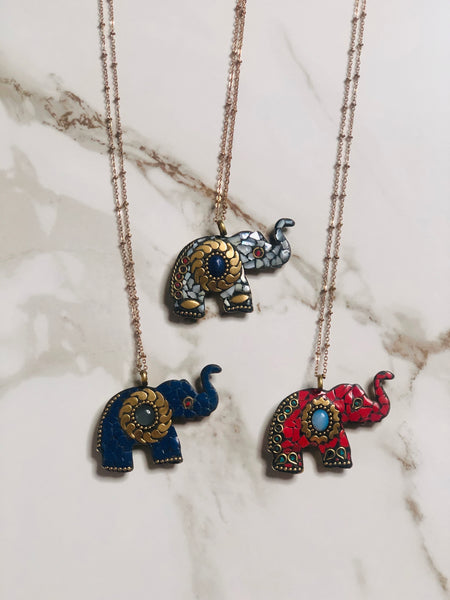 Elephant pendant necklace